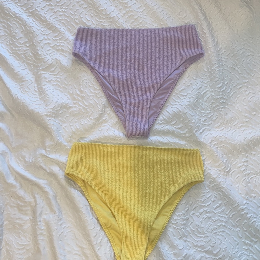 H&M Swim suit bottoms never worn.